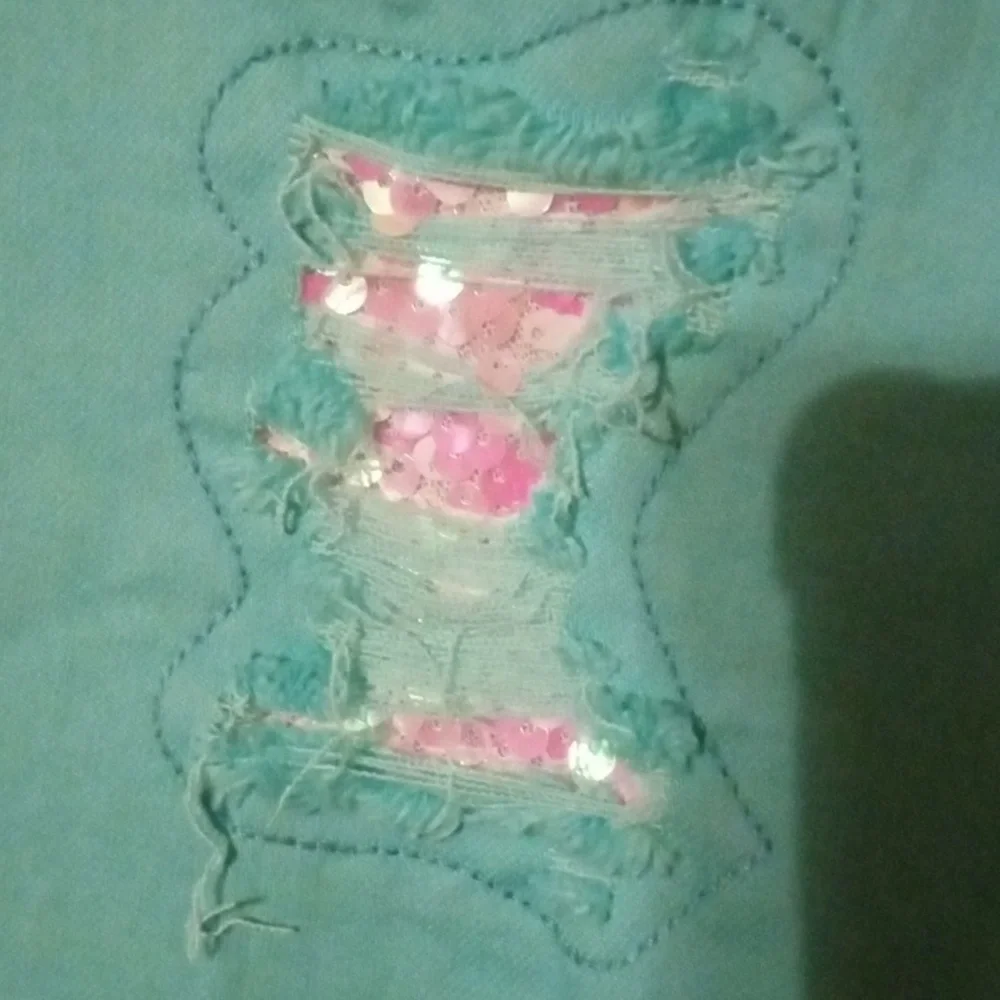 Capris - Picture 2 of 5